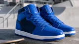 Nike habille sa Air Force 1 ’07 LV8 d’un coloris bleu brillant